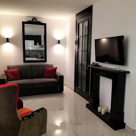 Semesterbostad Casa Tra Borgo E Mare Monopoli